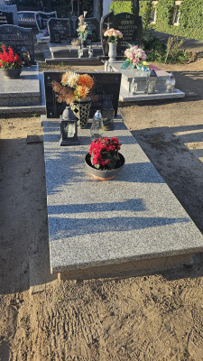 Zdjęcie nagrobka